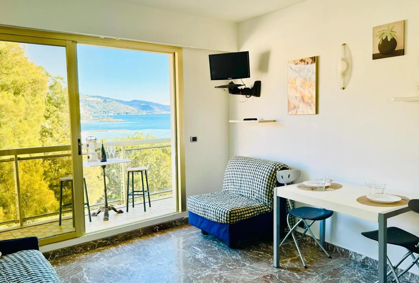 Apartment Berkeley, Studio, Terrasse, Vue Mer, Parking, Clim Menton