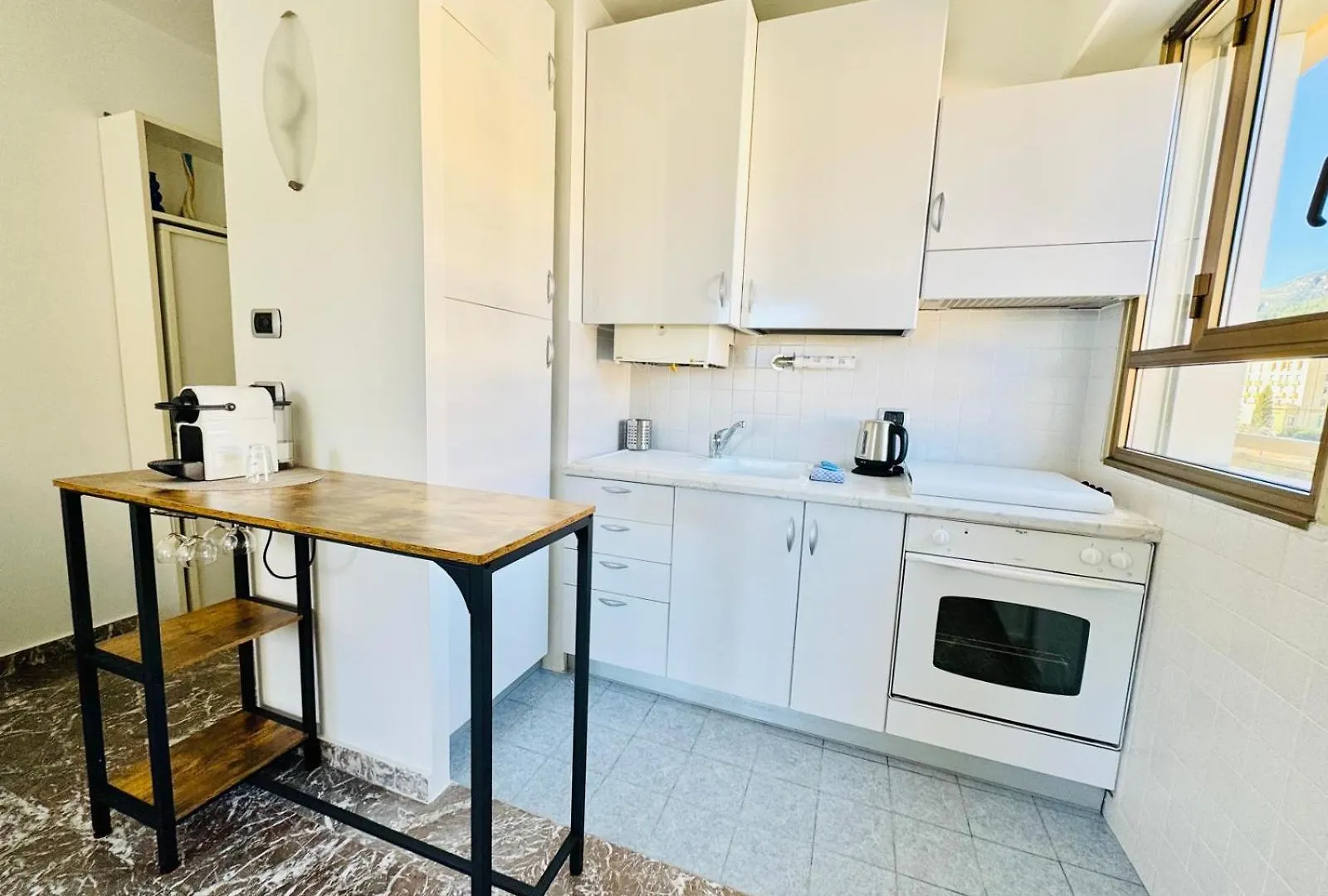 Berkeley, Studio, Terrasse, Vue Mer, Parking, Clim Menton 0*,