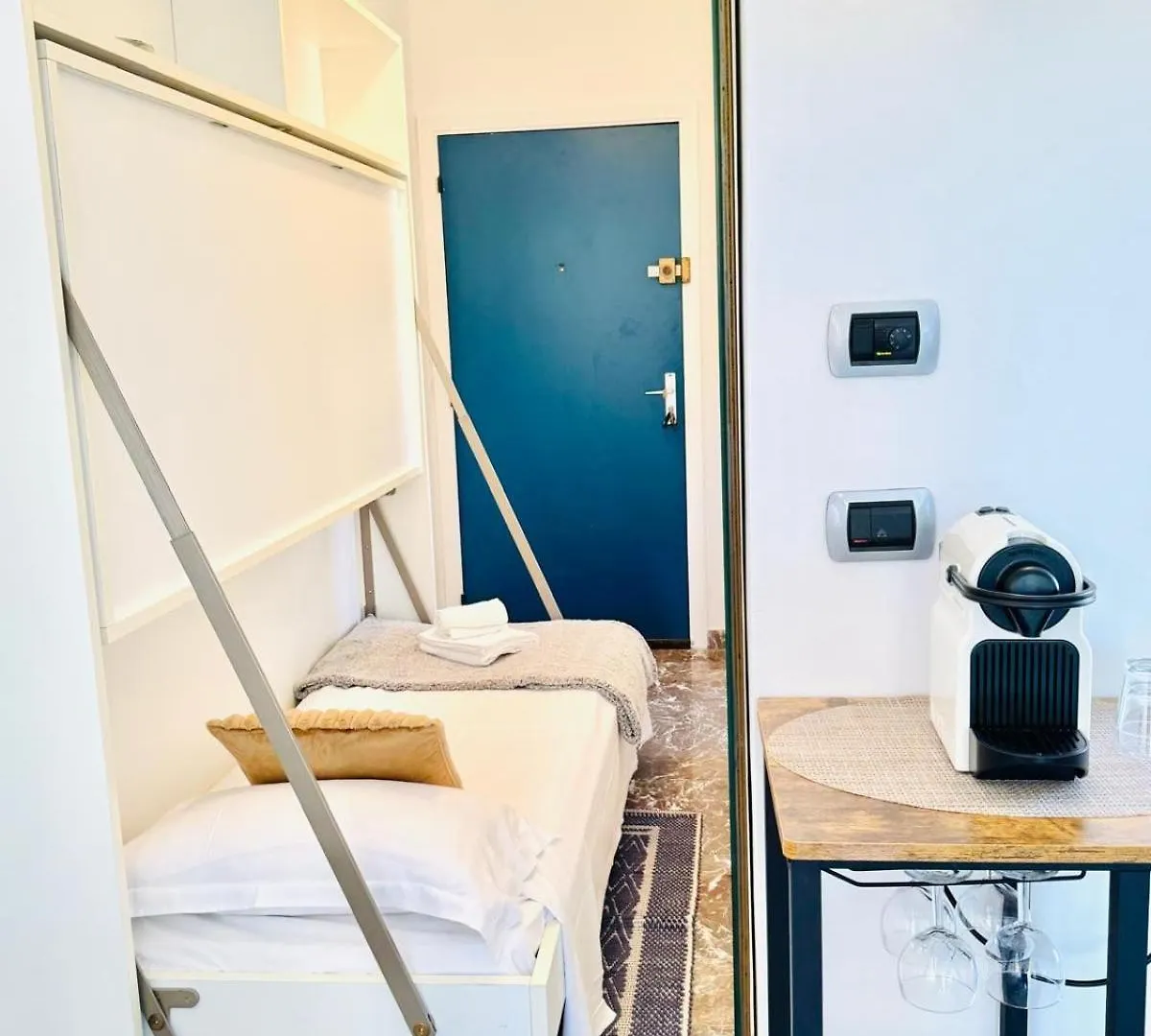 Berkeley, Studio, Terrasse, Vue Mer, Parking, Clim Menton France