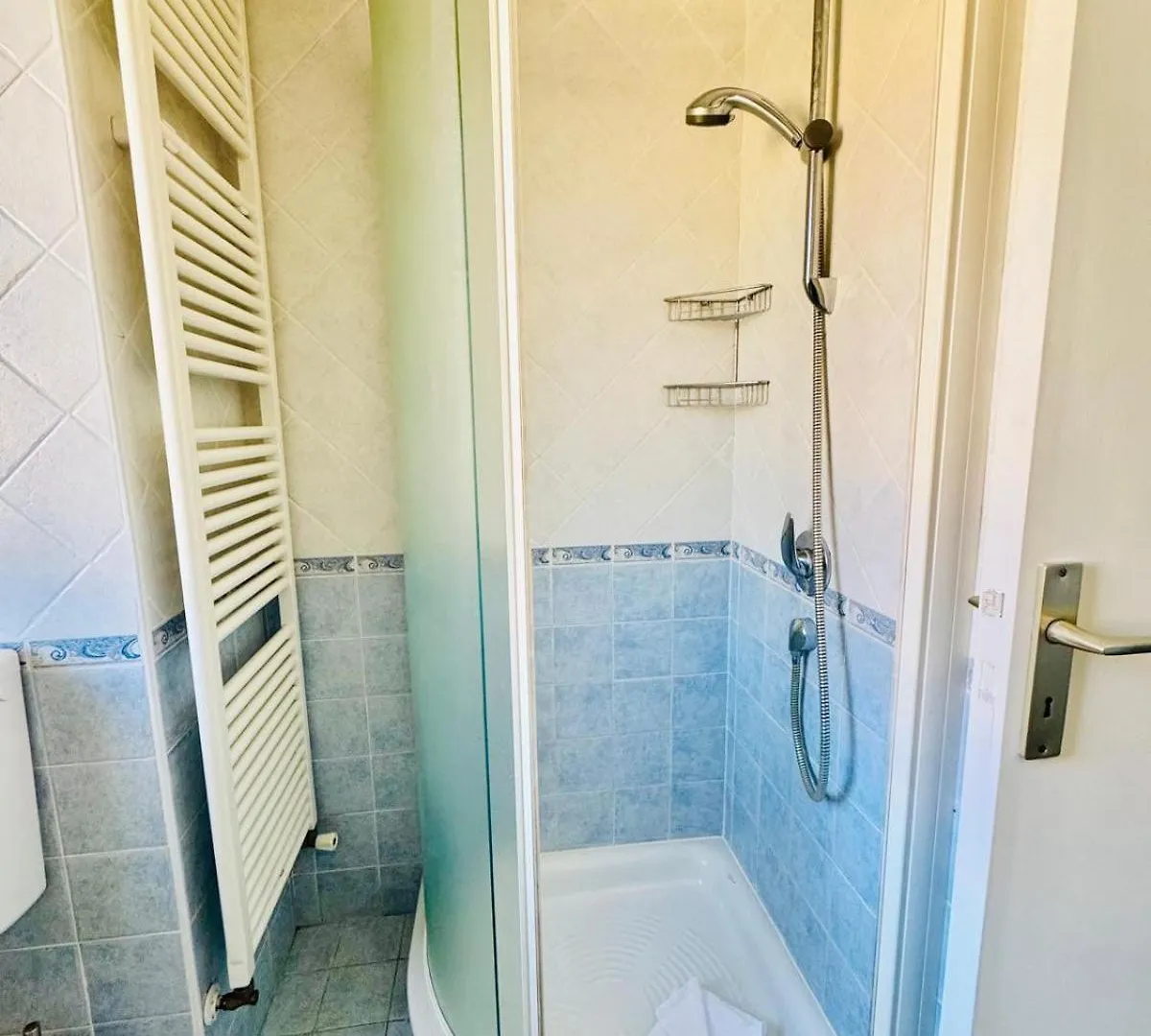 Berkeley, Studio, Terrasse, Vue Mer, Parking, Clim Menton Apartment