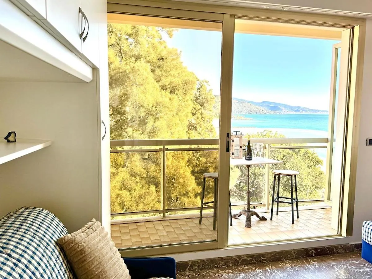 Berkeley, Studio, Terrasse, Vue Mer, Parking, Clim Menton 0*,  France