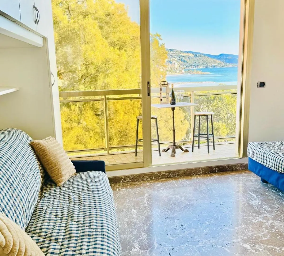 Apartment Berkeley, Studio, Terrasse, Vue Mer, Parking, Clim Menton