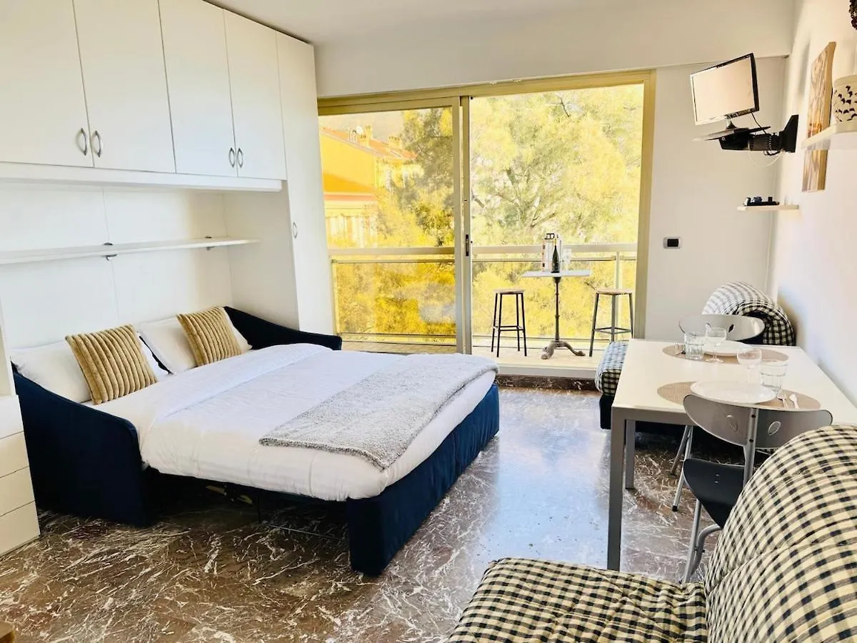 Apartment Berkeley, Studio, Terrasse, Vue Mer, Parking, Clim Menton France