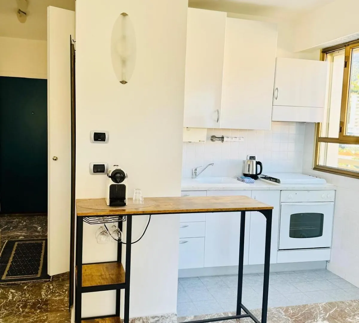 Berkeley, Studio, Terrasse, Vue Mer, Parking, Clim Menton